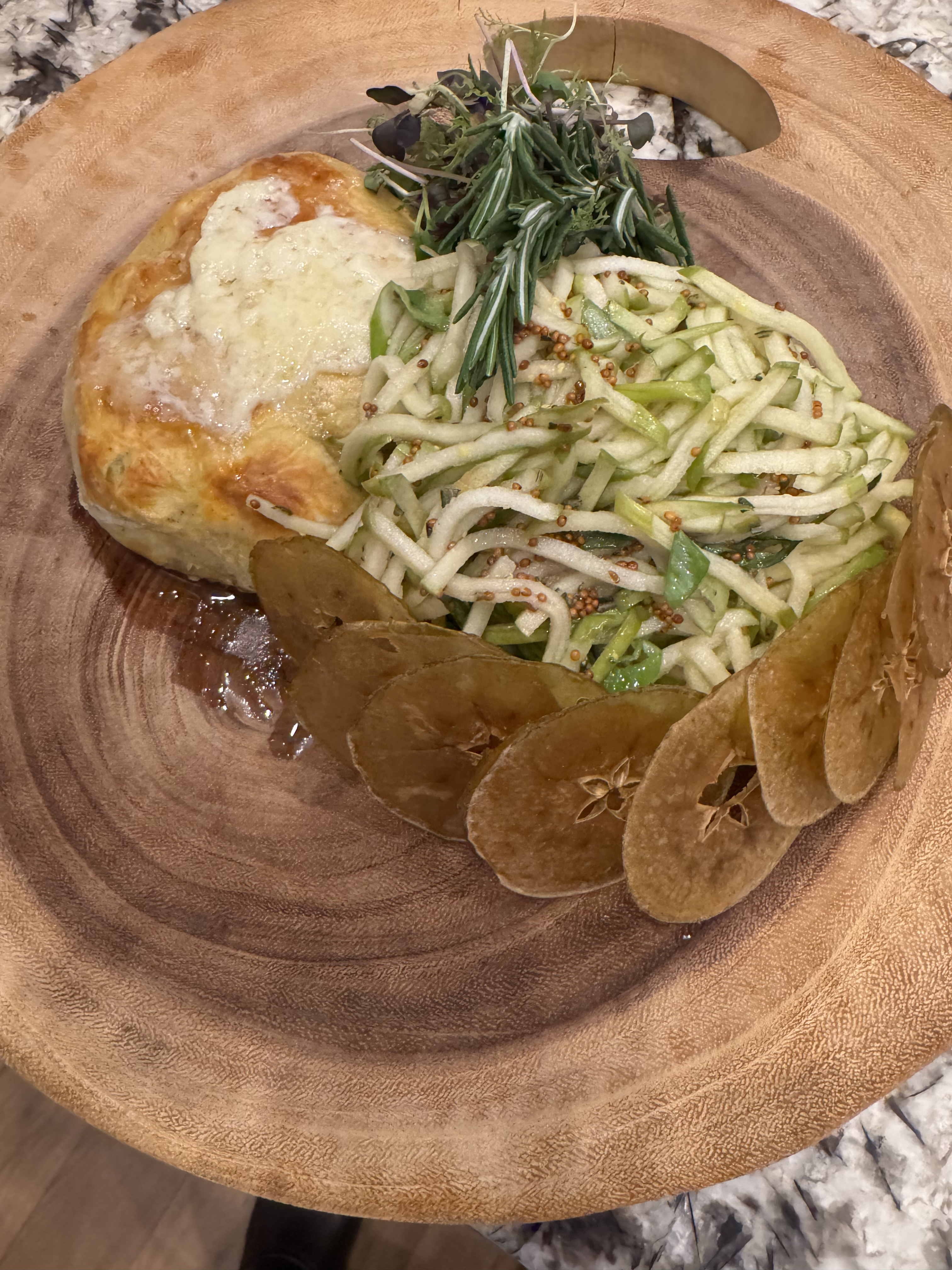 Black Truffle Brie En Croute